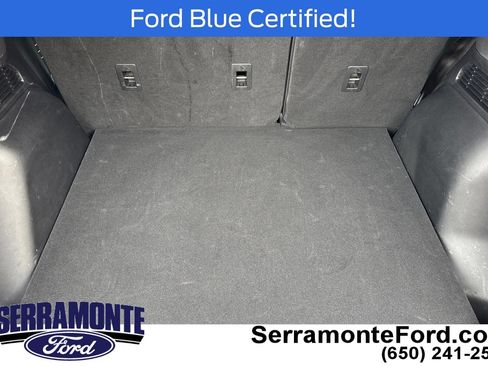 Certified 2025 Ford Escape SE w/ PHEV Premium Package FWD image 18