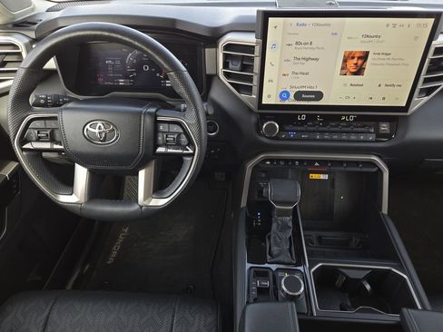 Used 2024 Toyota Tundra Limited image 28