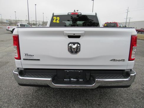 Used 2022 RAM 1500 Big Horn AWD/4WD image 6