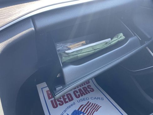 Used 2023 Jeep Grand Cherokee Limited image 31