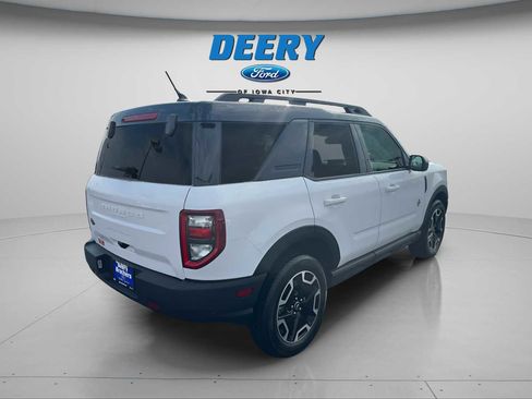 Used 2024 Ford Bronco Sport Outer Banks w/ Tech Package image 8