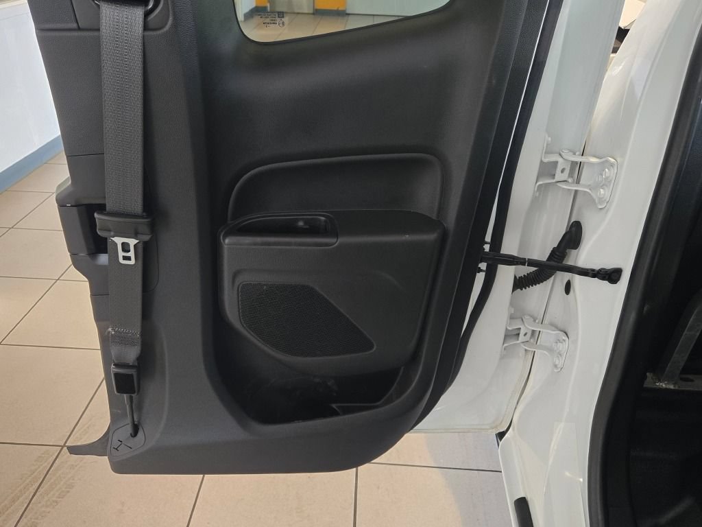 Certified 2021 Chevrolet Colorado LT w/ Fleet Safety Package RWD image 9