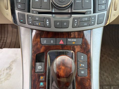 Used 2012 Buick LaCrosse Premium image 16