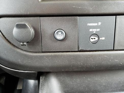 Used 2014 Chevrolet Express 3500 RWD 3500 135 image 23