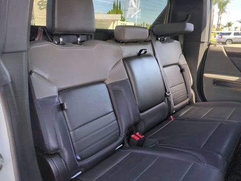 Used 2025 GMC Hummer EV 2X AWD/4WD image 27