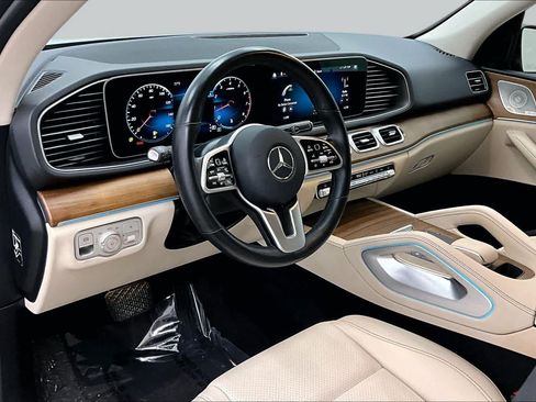 Certified 2022 Mercedes-Benz GLE 350 w/ Premium Package image 17