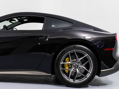 Used 2014 Ferrari F12 Berlinetta RWD image 26