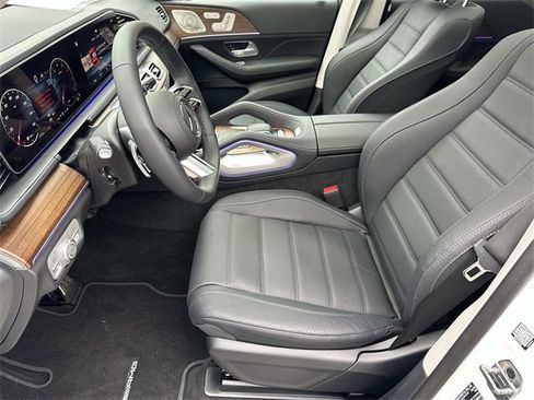 New 2025 Mercedes-Benz GLS 450 4MATIC image 15