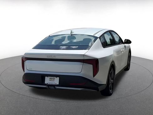 Used 2025 Kia K4 FWD image 11