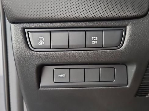 Used 2025 MAZDA CX-50 AWD 2.5 S w/ Premium Package image 23