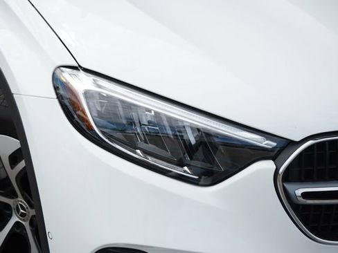 Certified 2025 Mercedes-Benz GLC 350e 4MATIC image 16