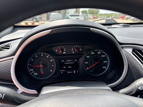 Used 2022 Chevrolet Malibu LT image 16