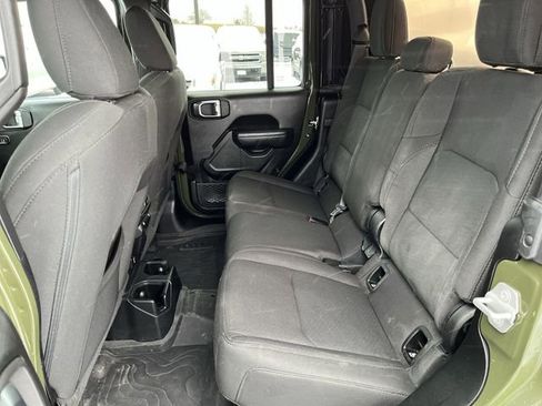 Used 2023 Jeep Gladiator Willys image 26