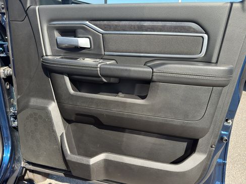 Used 2024 RAM 2500 Big Horn w/ Bed Utility Group image 32