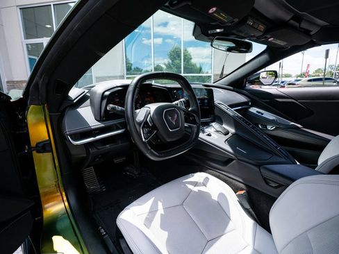 Used 2020 Chevrolet Corvette Stingray Coupe w/ 1LT RWD image 34