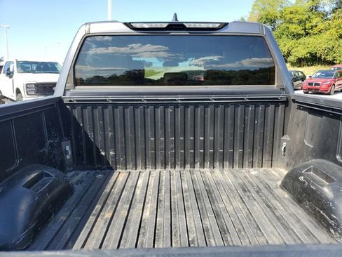 Used 2022 Toyota Tundra SR5 w/ SR5 Premium Package image 9