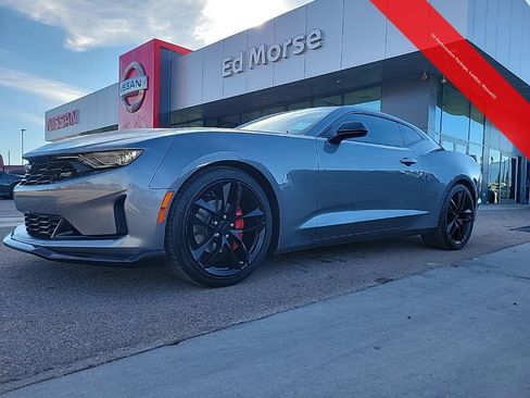 Used 2021 Chevrolet Camaro LT w/ 1LE Track Performance Package RWD image 1