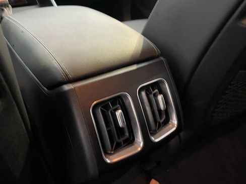 New 2025 Kia Sorento S AWD/4WD image 25