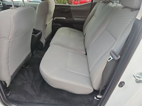 Used 2022 Toyota Tacoma SR5 RWD image 25