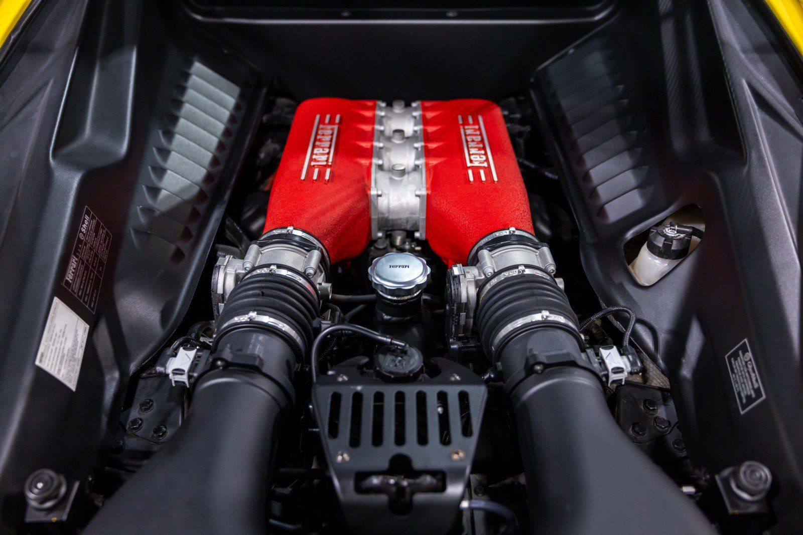 Used 2011 Ferrari 458 Italia Coupe RWD image 55