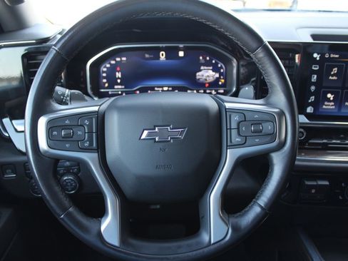 Used 2023 Chevrolet Silverado 1500 RST AWD/4WD image 18