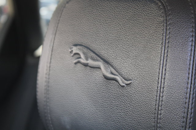 Used 2021 Jaguar F-PACE S AWD/4WD image 32