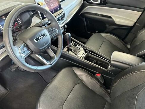 Certified 2023 Jeep Compass Limited AWD/4WD image 7
