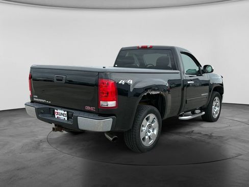 Used 2009 GMC Sierra 1500 SLE w/ SLE Preferred Package AWD/4WD image 8