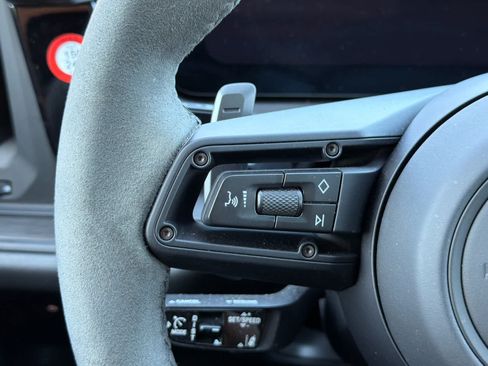 Certified 2026 Porsche Cayenne GTS AWD/4WD image 28