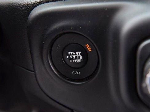 Used 2020 Jeep Wrangler Unlimited Sahara w/ Cold Weather Group image 19