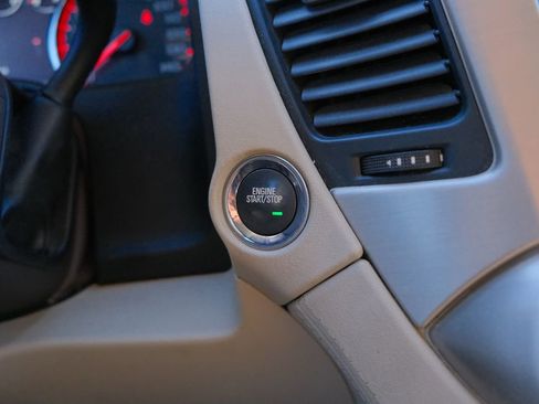 Used 2015 GMC Yukon XL Denali w/ Premium Package image 23