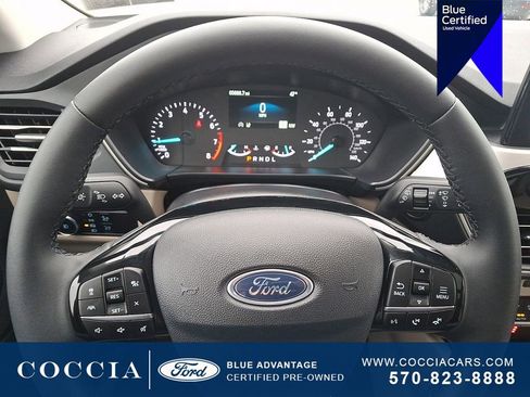 Certified 2022 Ford Escape SEL image 21