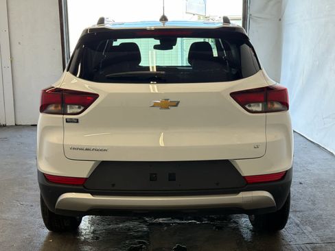 Certified 2024 Chevrolet TrailBlazer LT w/ LT Cold Weather Package image 6