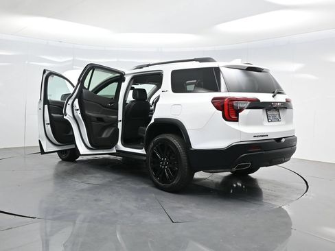 Used 2023 GMC Acadia SLT w/ Elevation Edition FWD image 51