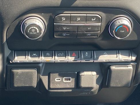 New 2026 Chevrolet Silverado 1500 Custom Trail Boss AWD/4WD image 11