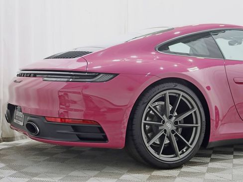 Used 2024 Porsche 911 Carrera T RWD image 10