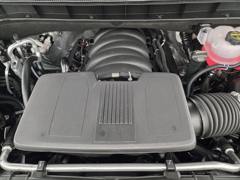 New 2026 Chevrolet Suburban LT w/ Comfort Package RWD image 35