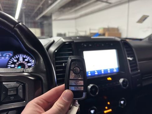 Used 2021 Ford Expedition Limited image 30