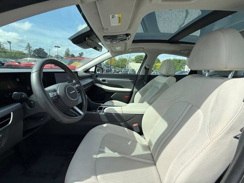 Used 2025 Hyundai Sonata SEL FWD image 24