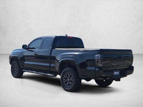 Used 2018 Toyota Tacoma SR w/ SR Convenience Package RWD image 7