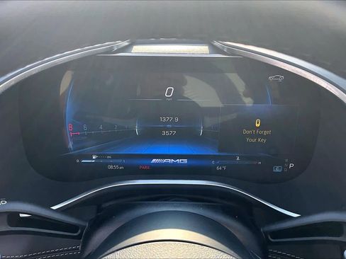 Used 2023 Mercedes-Benz SL 63 AMG 4MATIC image 24