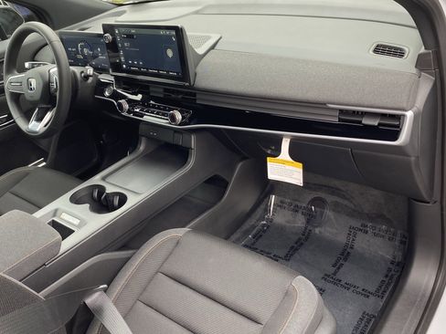New 2026 Honda Prologue EX image 10