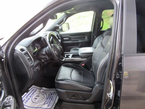 Used 2021 RAM 3500 Laramie AWD/4WD image 9