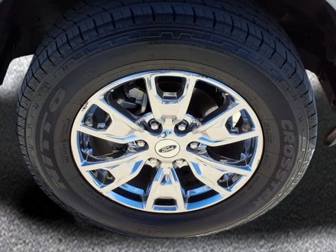 Used 2022 Ford Ranger Lariat w/ Equipment Group 501A High image 9