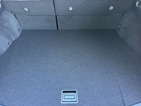 New 2026 Lexus UX 300h FWD image 15