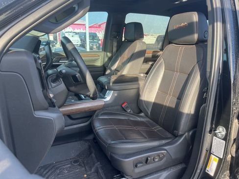 Used 2024 Chevrolet Silverado 3500 High Country w/ High Country Premium Package AWD/4WD image 9