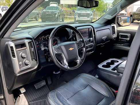 Used 2018 Chevrolet Silverado 1500 LT w/ All Star Edition image 13