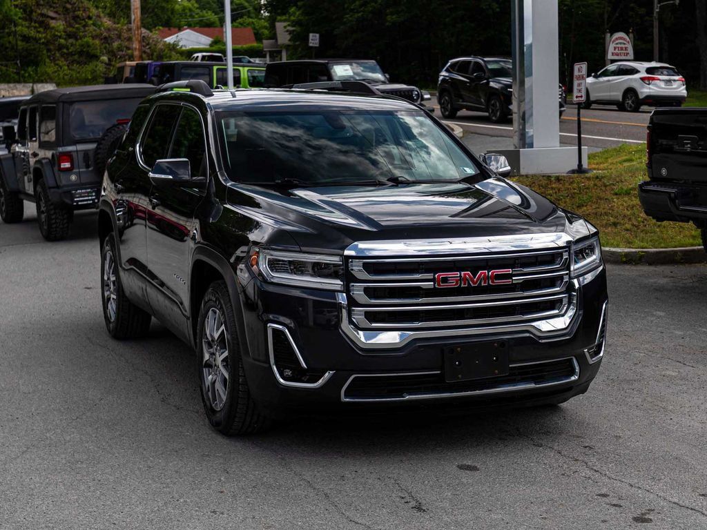 Used 2020 GMC Acadia SLT AWD/4WD image 3