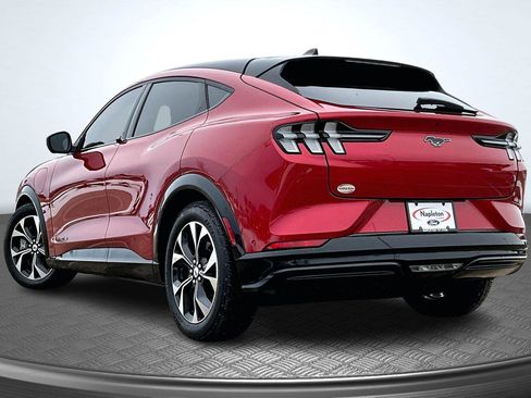 Used 2021 Ford Mustang Mach-E Premium image 14