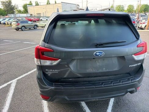 Used 2023 Subaru Forester Premium AWD/4WD image 7